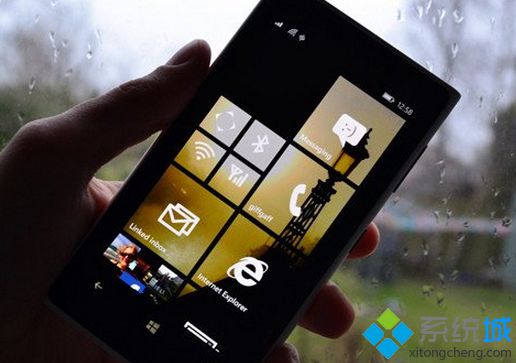 Lumia Win10旗舰地位丧失决定Windows Phone存亡