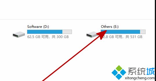 win10电脑安装新硬盘后没有显示怎么办